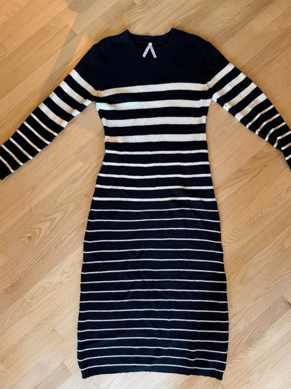 Dreamers by Debut Striped Knit Midi Dress in Black & White Medium